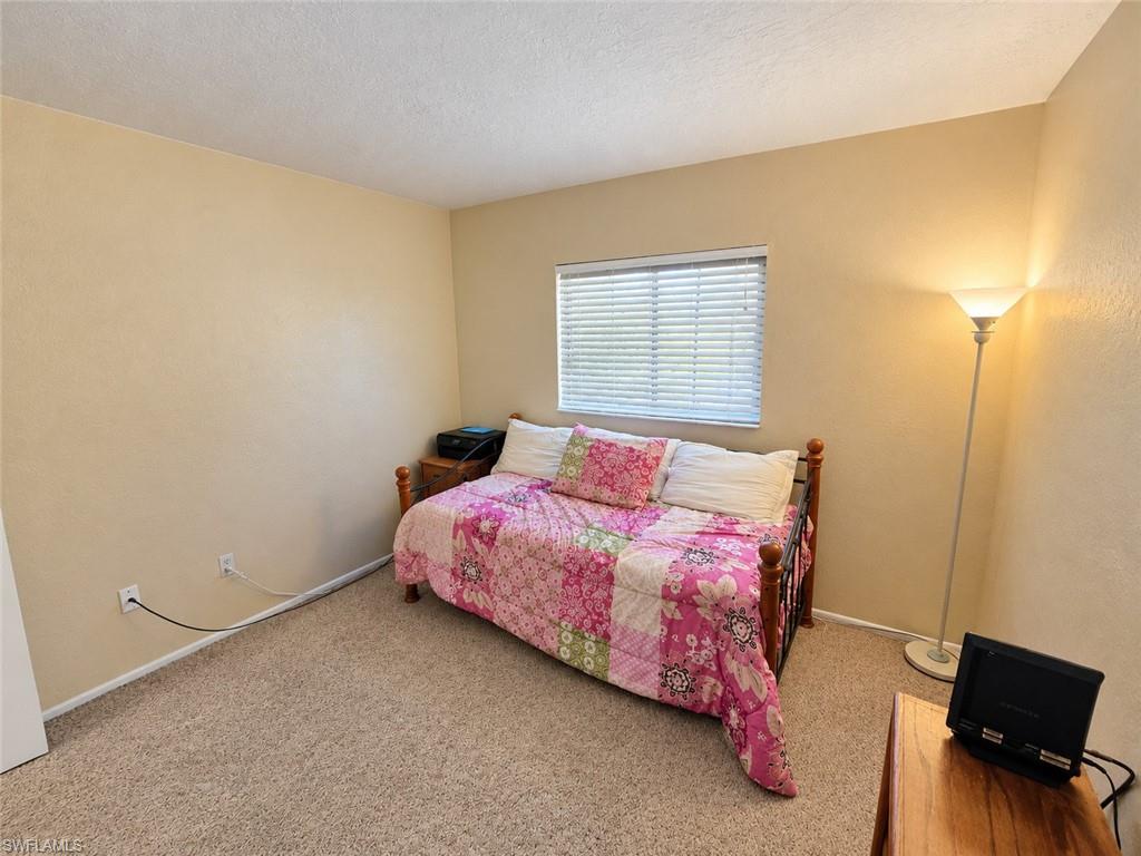 COUNTRY PINES CONDO - Residential
