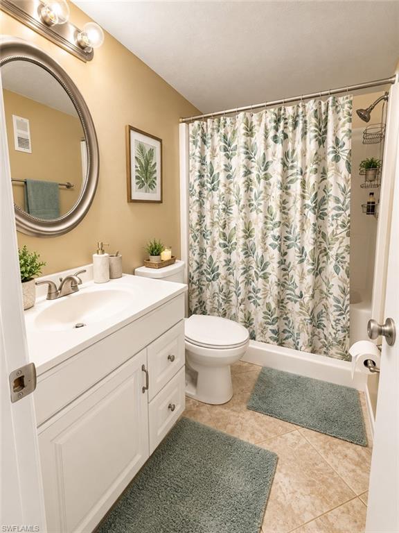COUNTRY PINES CONDO - Residential