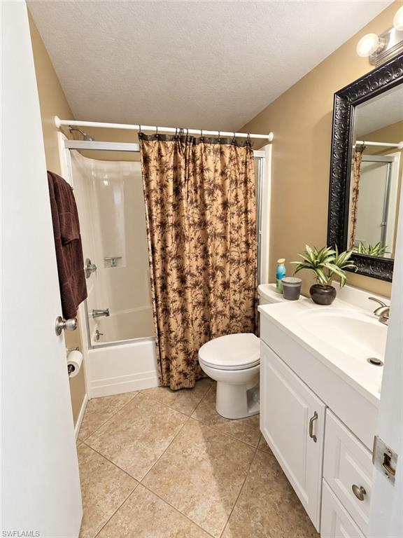 COUNTRY PINES CONDO - Residential