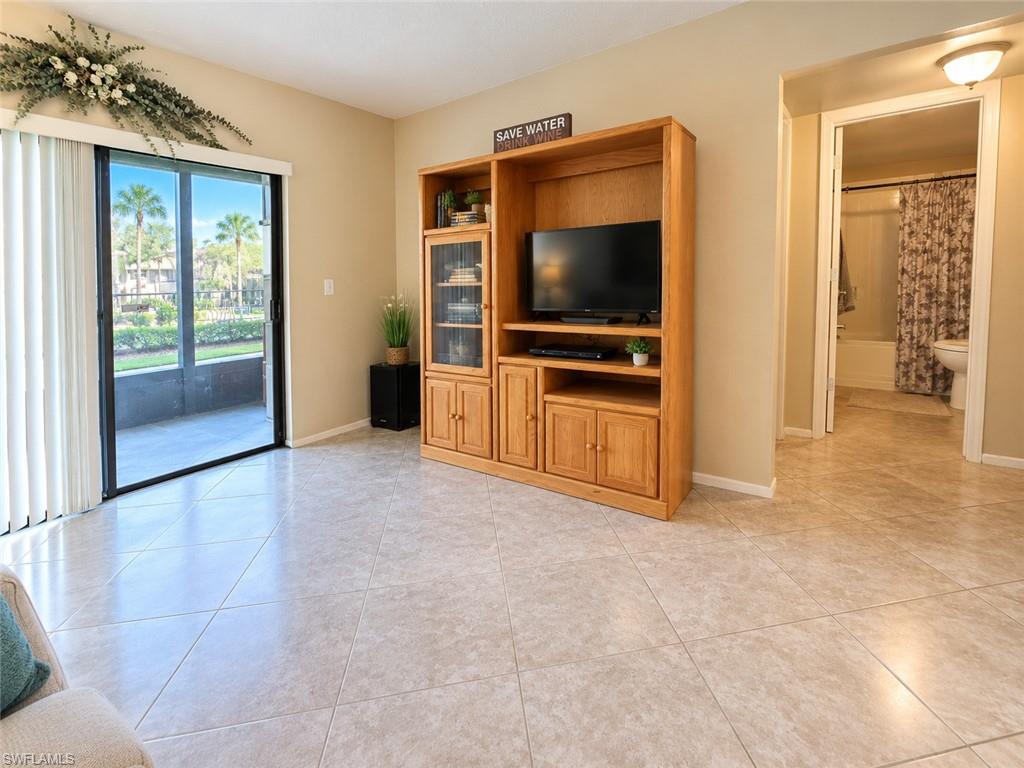 COUNTRY PINES CONDO - Residential