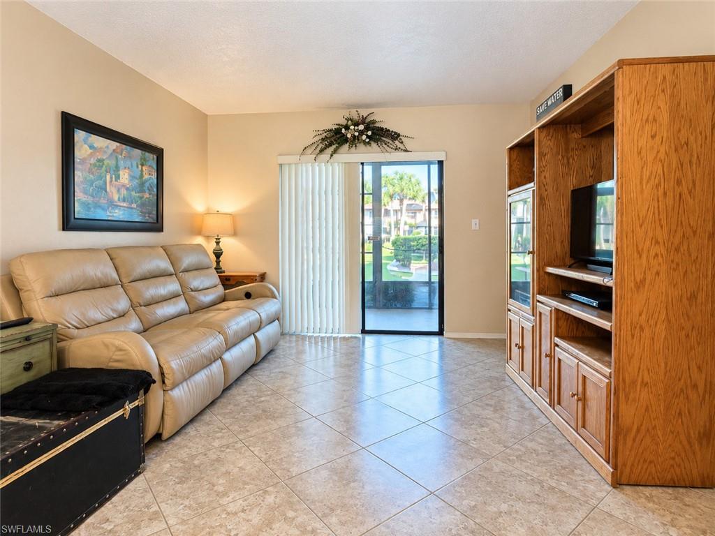 COUNTRY PINES CONDO - Residential