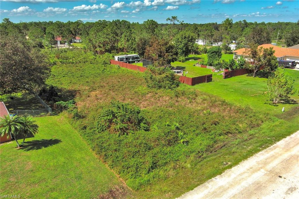 LEHIGH ACRES - Land
