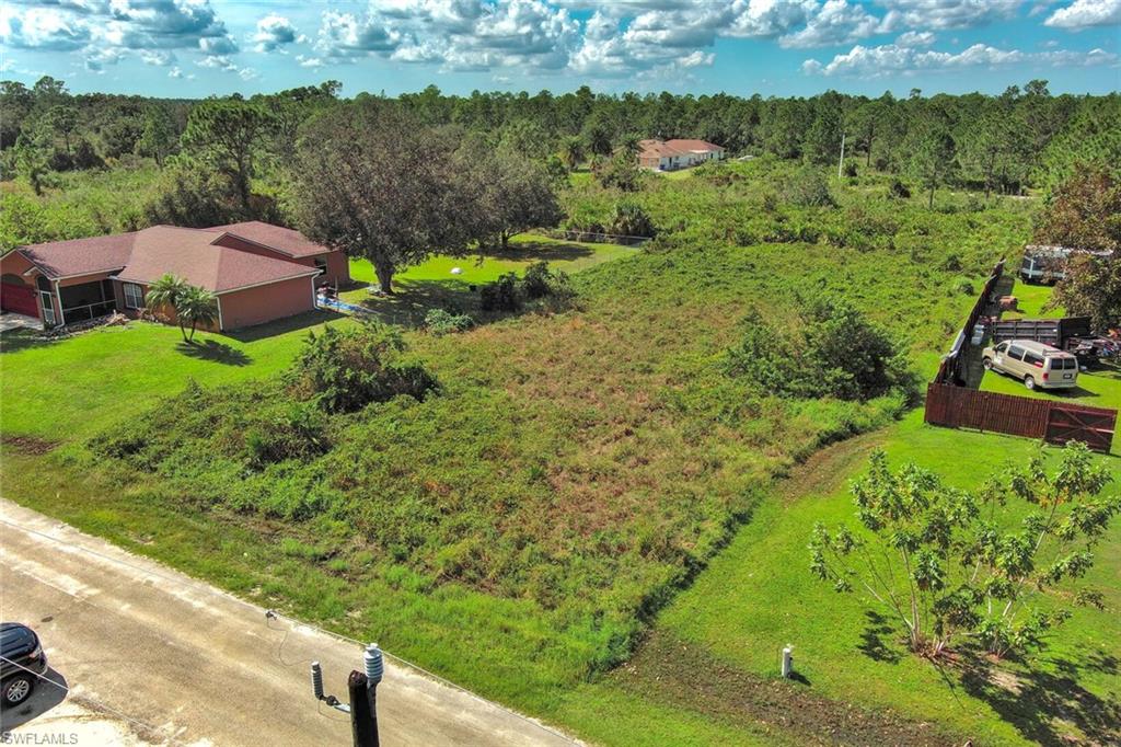 LEHIGH ACRES - Land
