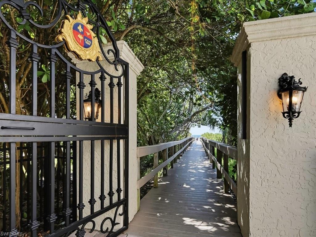 MARCO BEACH OCEAN RESORT - Residential