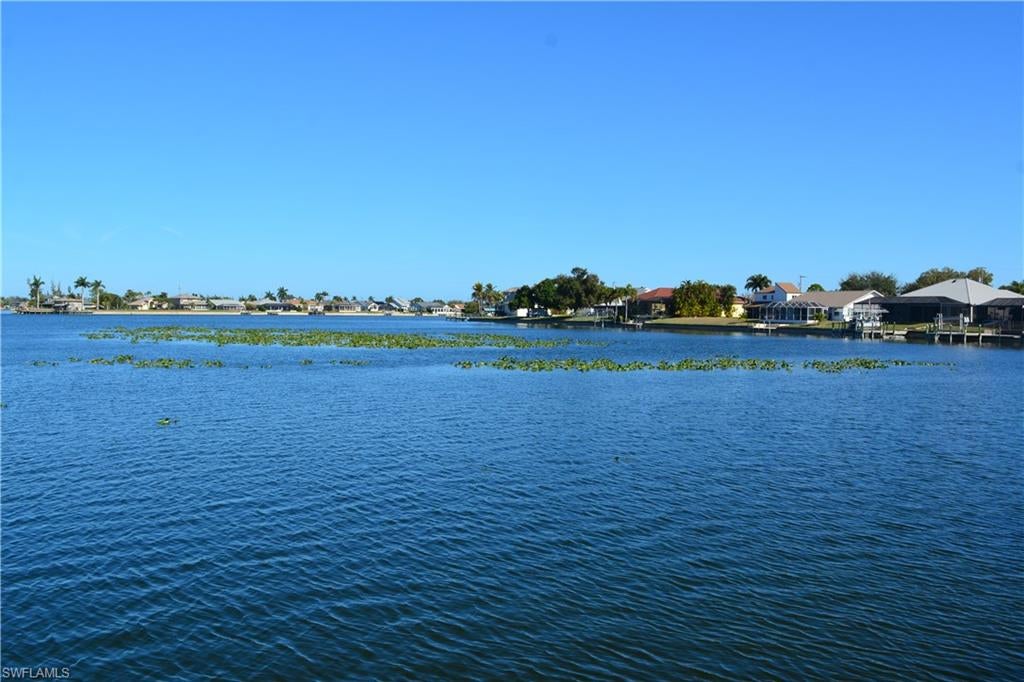 CAPE CORAL - Land