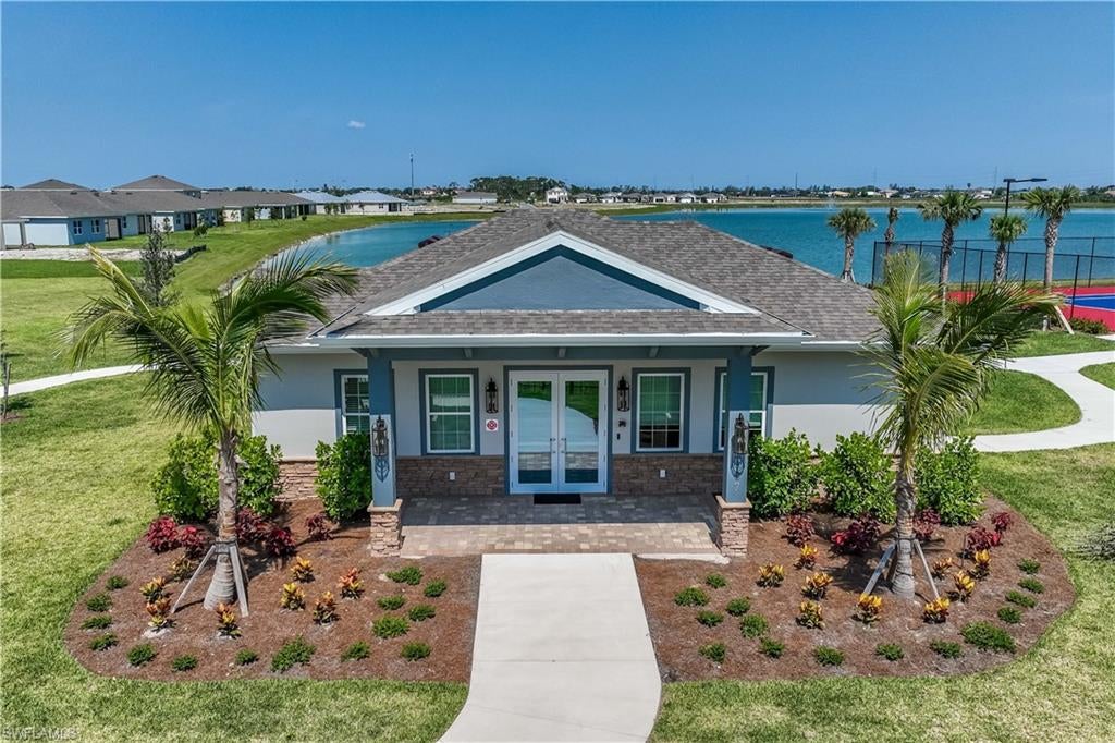 STONEWATER - Residential