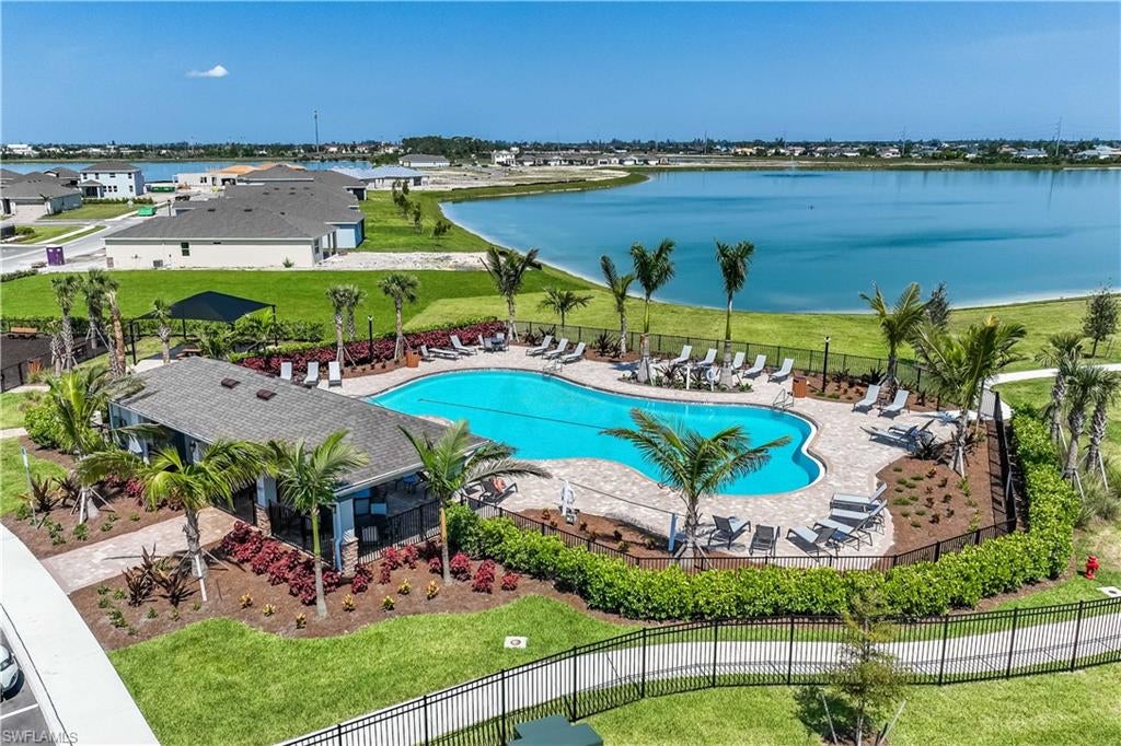 STONEWATER - Residential