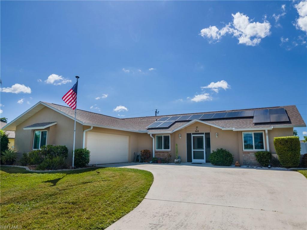 CAPE CORAL - Residential