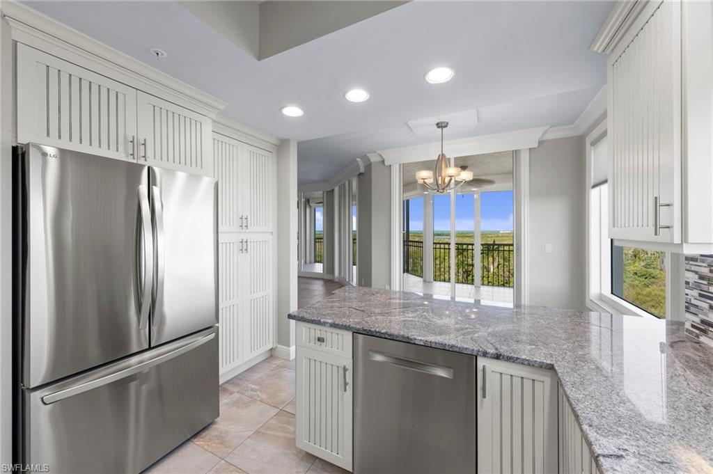 TOWER POINTE AT ARBOR TRACE - Residential
