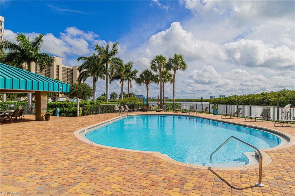 GULF BREEZE AT VANDERBILT - Residential Lease
