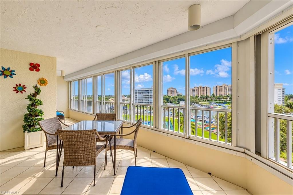 GULF BREEZE AT VANDERBILT - Residential Lease