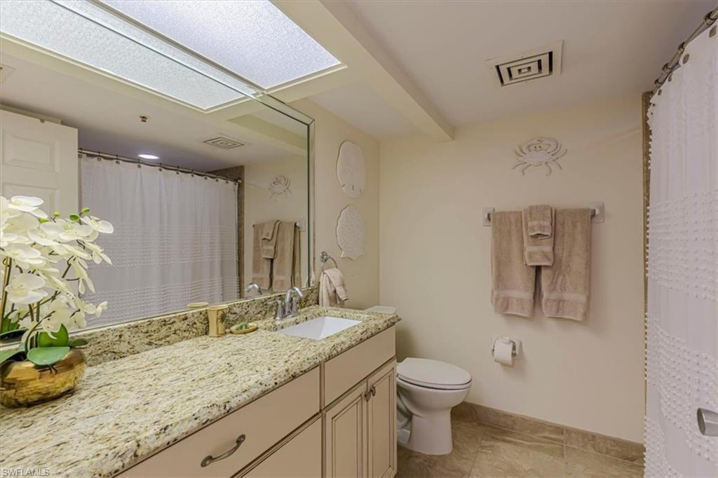 GULF BREEZE AT VANDERBILT - Residential Lease