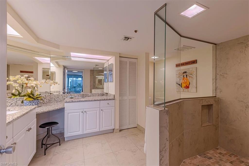 GULF BREEZE AT VANDERBILT - Residential Lease