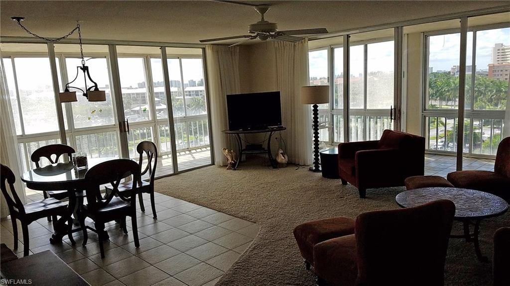 CRECIENTE CONDO SOUTH - Residential