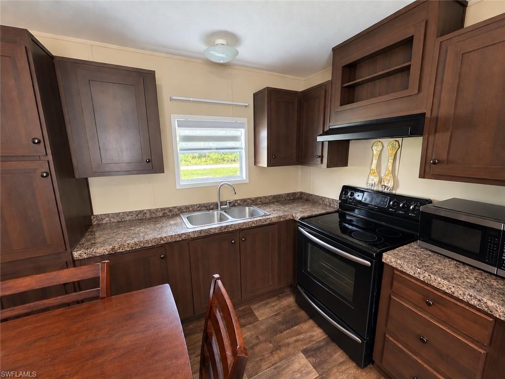 MONTURA RANCH ESTATES - Residential