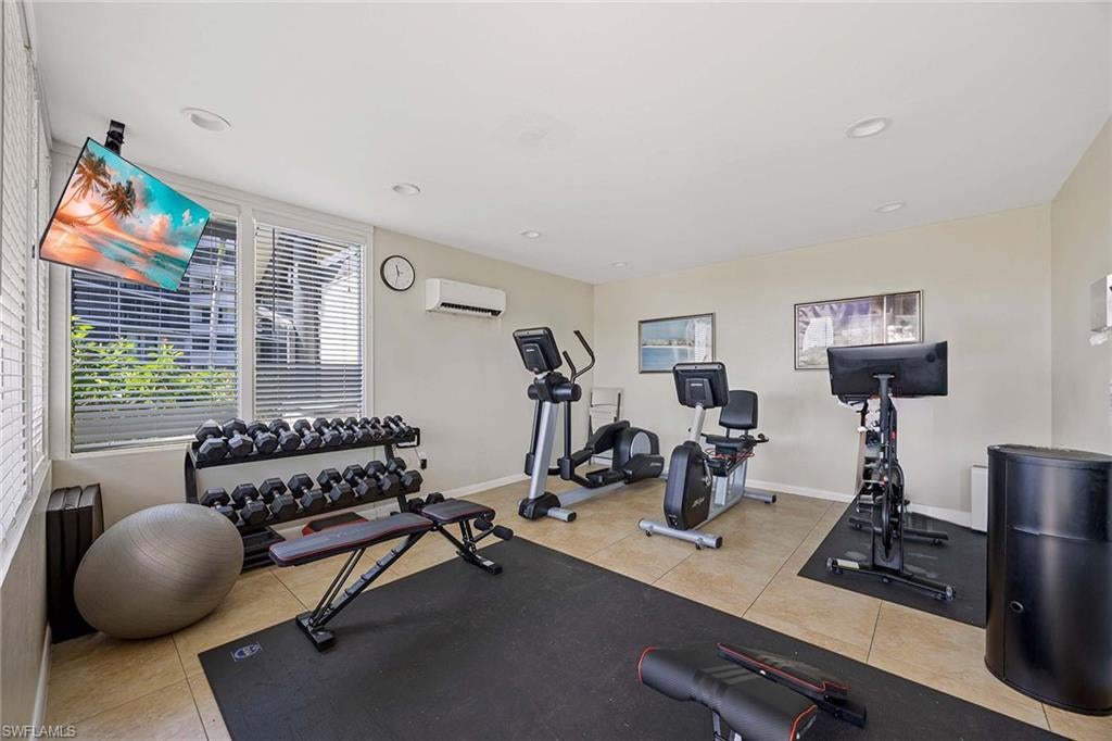 SOUTH SEAS - Residential