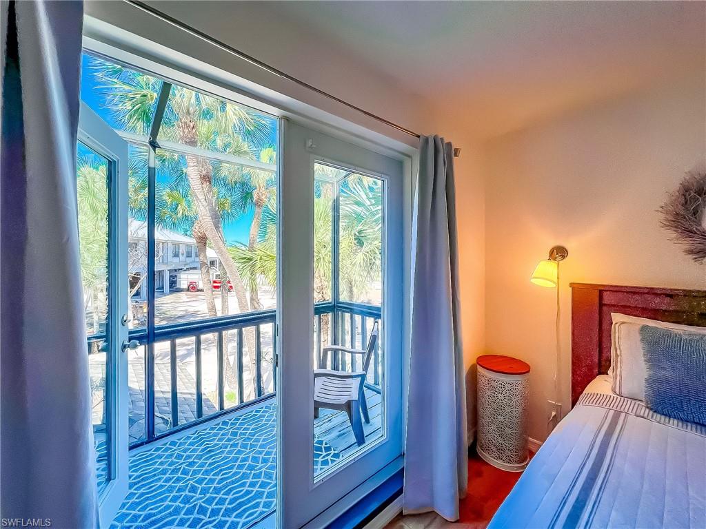SAFETY HARBOR CLUB - Residential