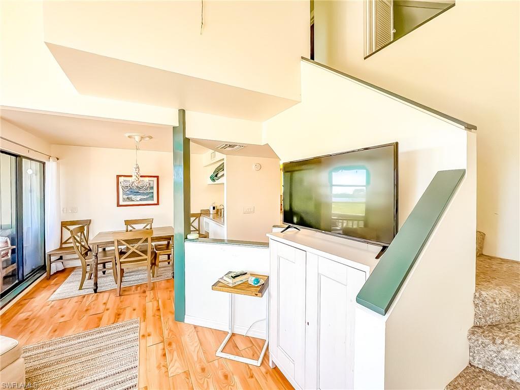 SAFETY HARBOR CLUB - Residential