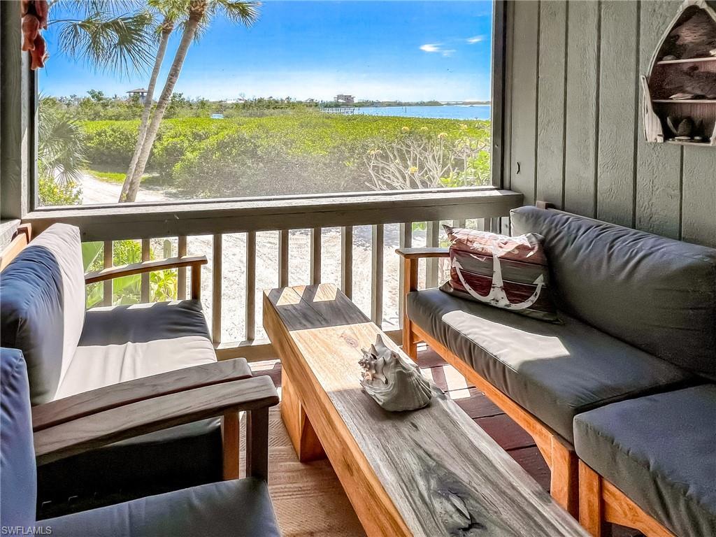 SAFETY HARBOR CLUB - Residential