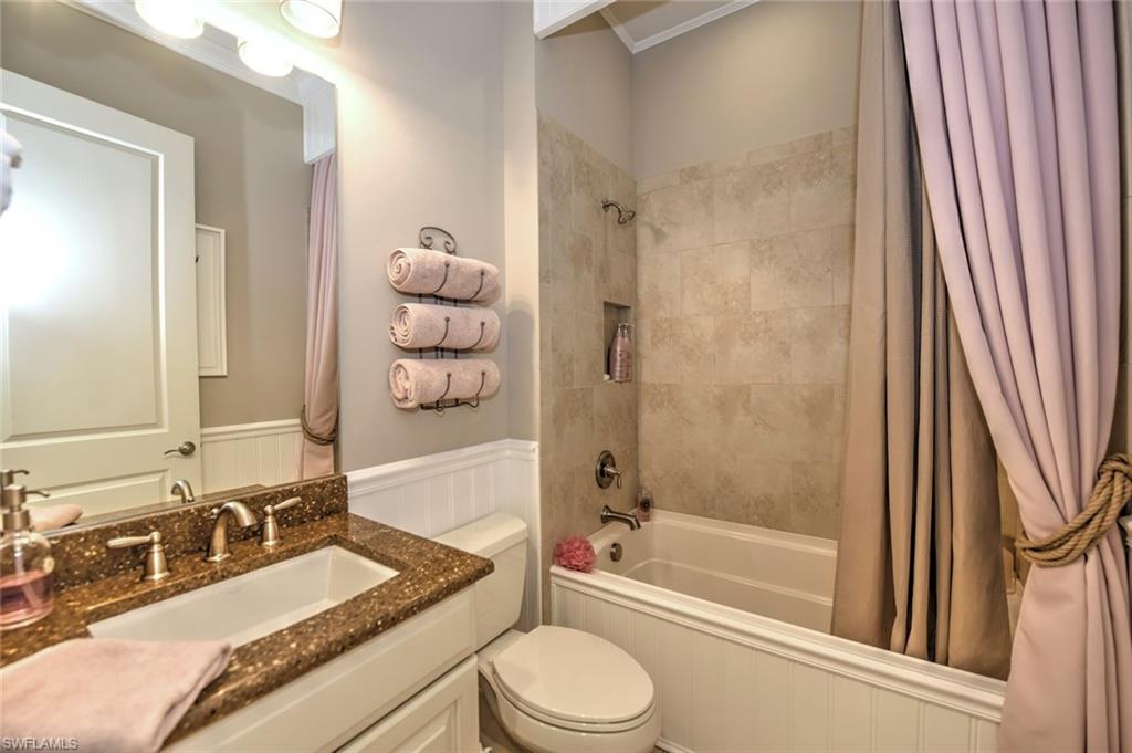 PEBBLE POINTE - Residential