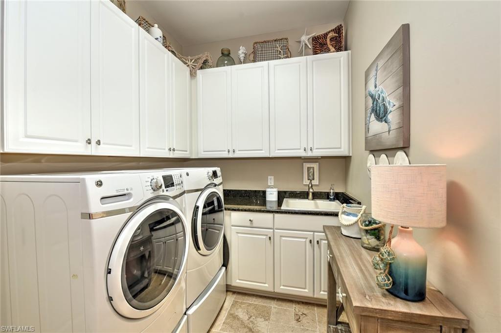PEBBLE POINTE - Residential