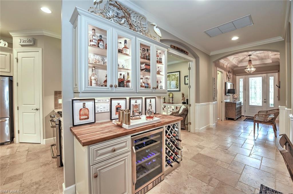 PEBBLE POINTE - Residential