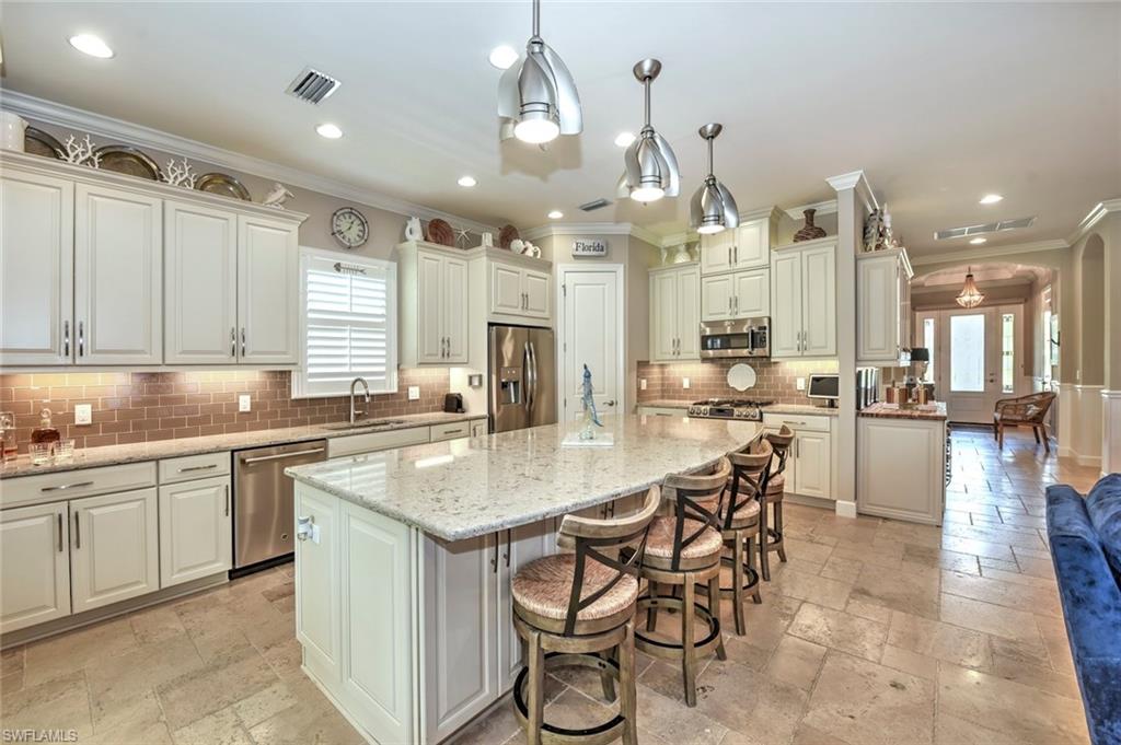 PEBBLE POINTE - Residential