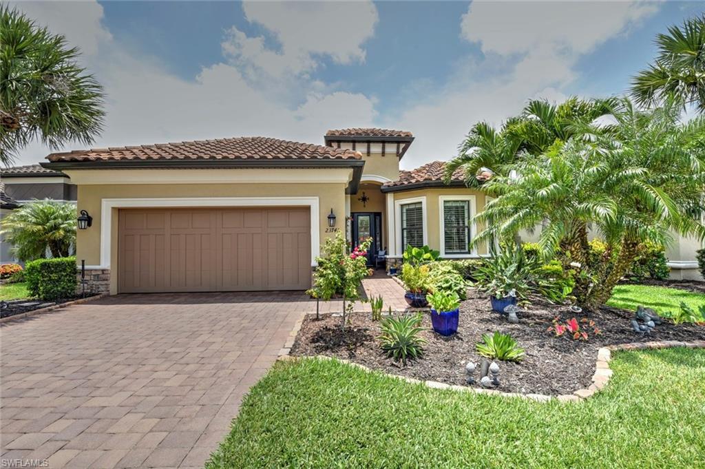 PEBBLE POINTE - Residential
