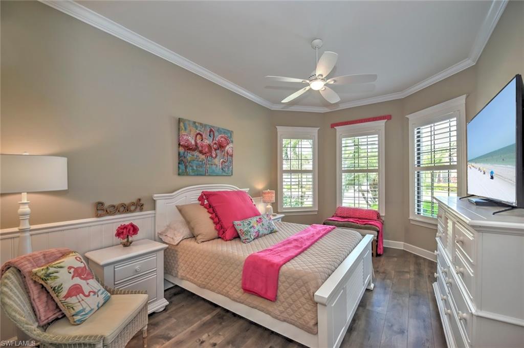 PEBBLE POINTE - Residential