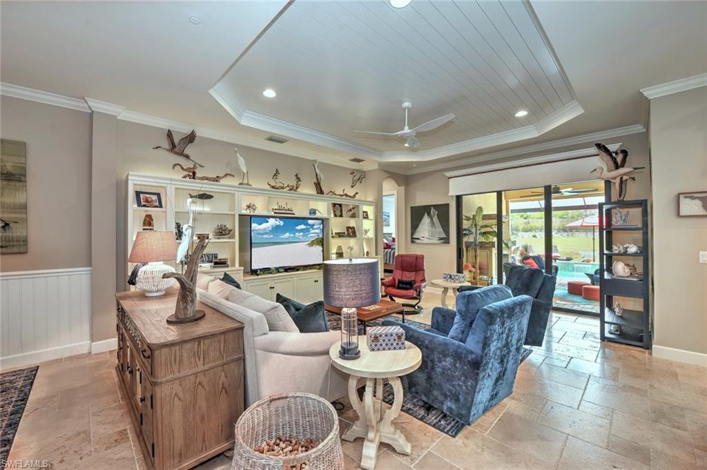 PEBBLE POINTE - Residential