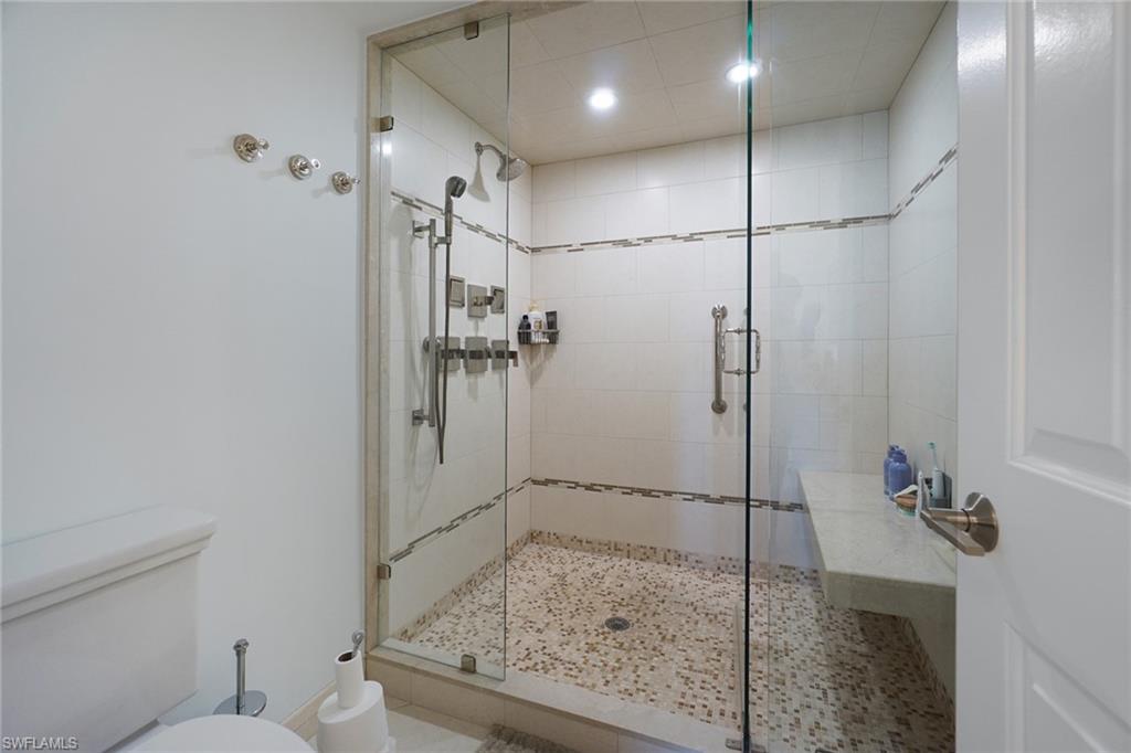 BOULEVARD CLUB - Residential