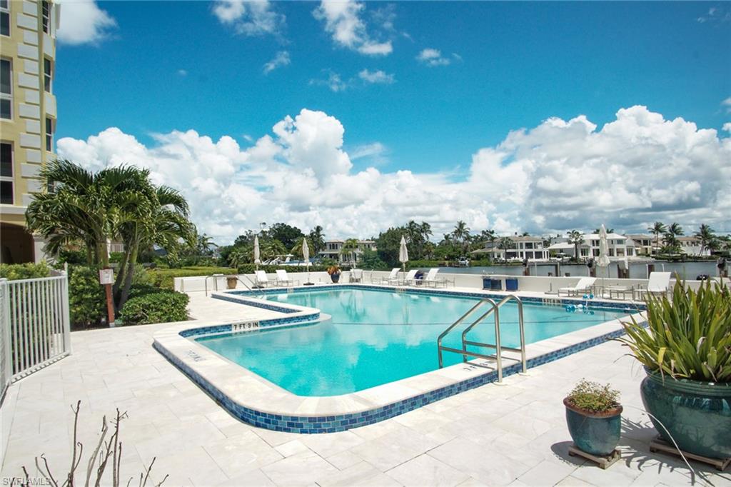 BOULEVARD CLUB - Residential