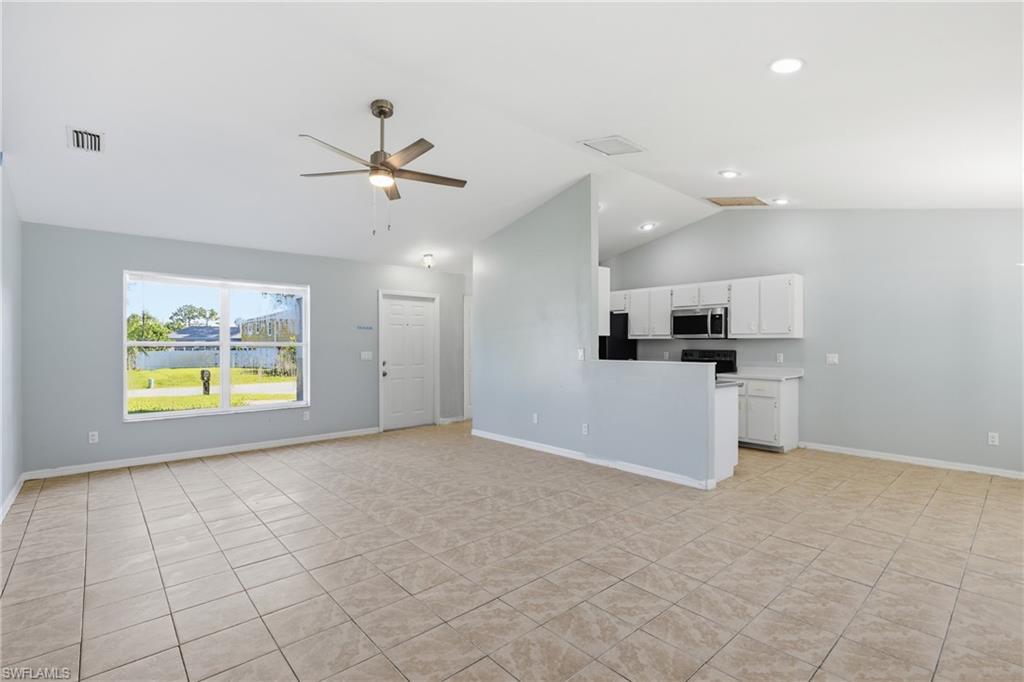 SAN CARLOS PARK - Residential