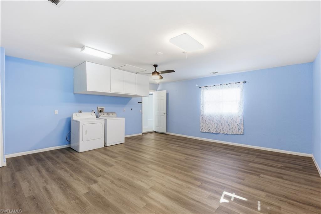 SAN CARLOS PARK - Residential
