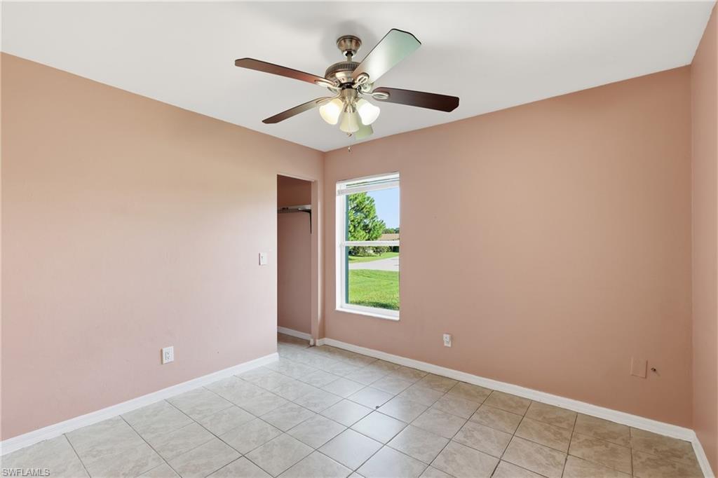 SAN CARLOS PARK - Residential