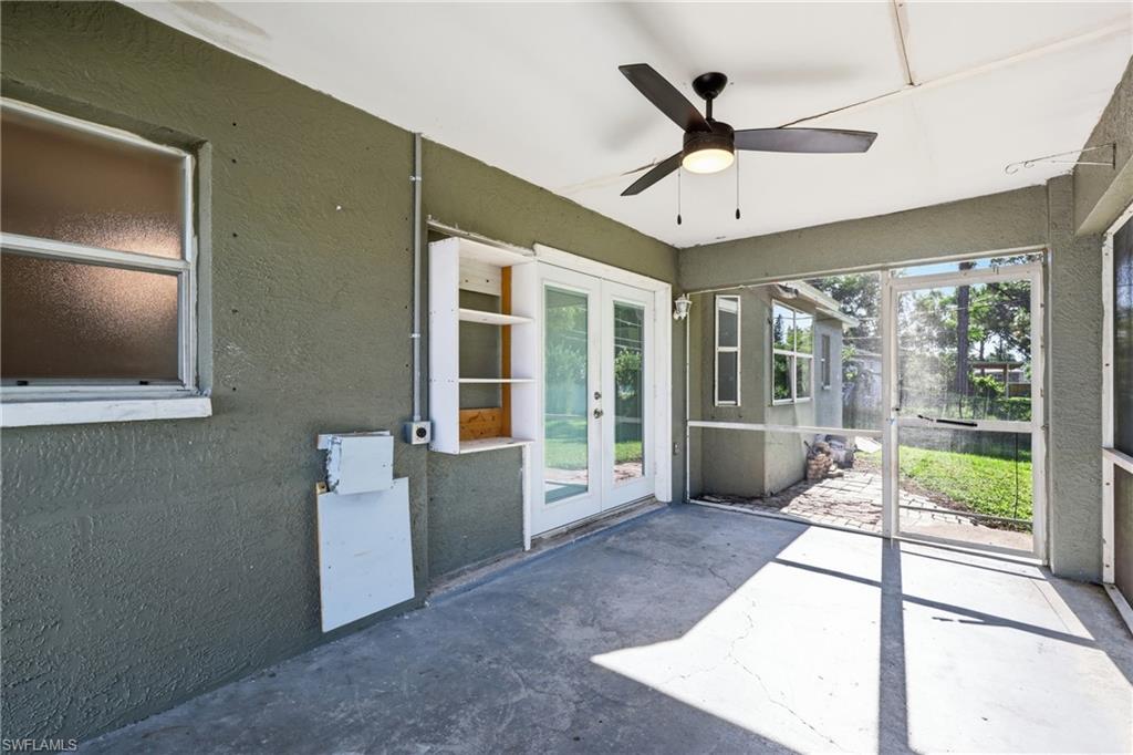 SAN CARLOS PARK - Residential