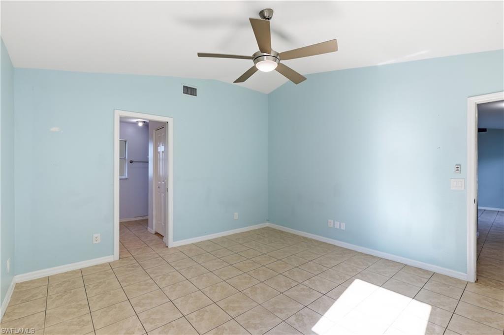 SAN CARLOS PARK - Residential