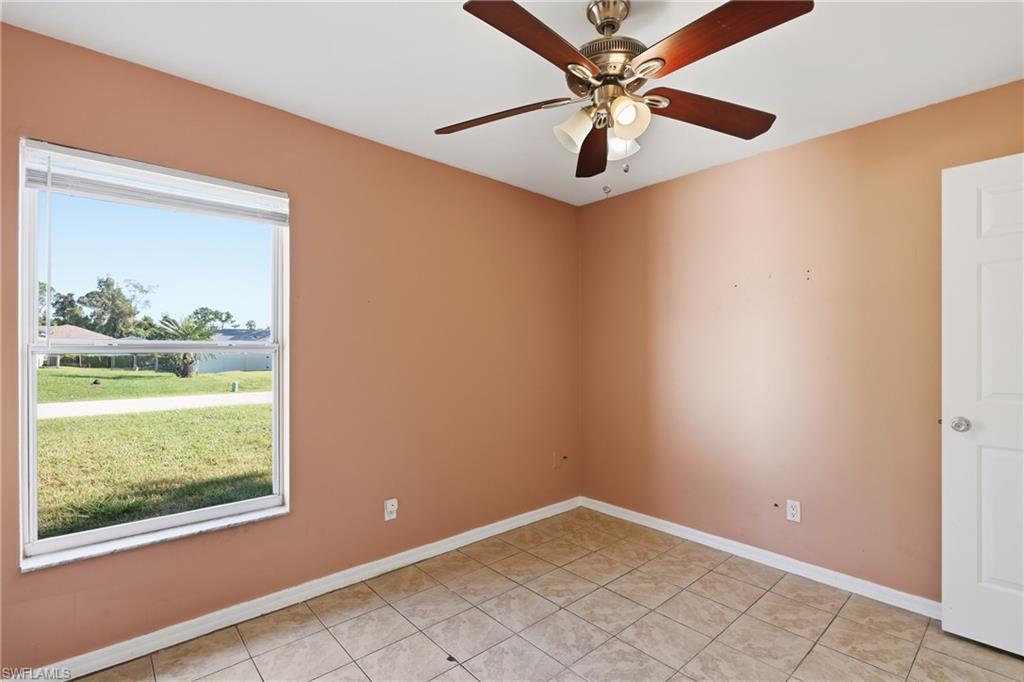 SAN CARLOS PARK - Residential