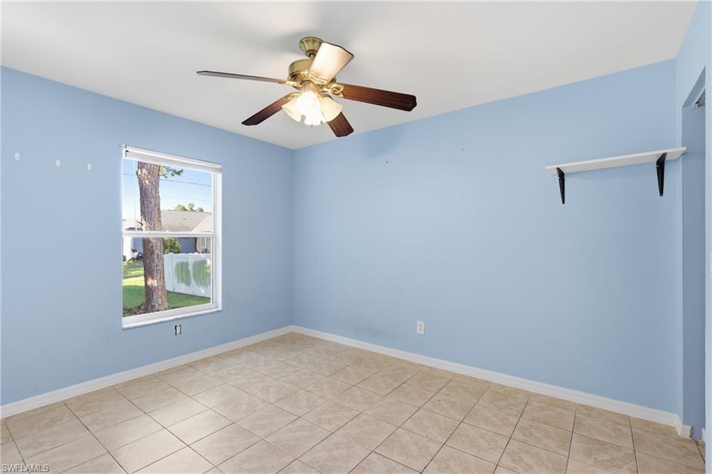 SAN CARLOS PARK - Residential