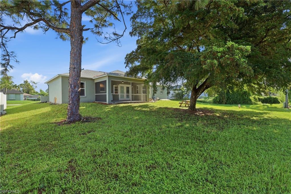 SAN CARLOS PARK - Residential
