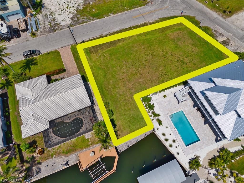 FAIRVIEW ISLES - Land