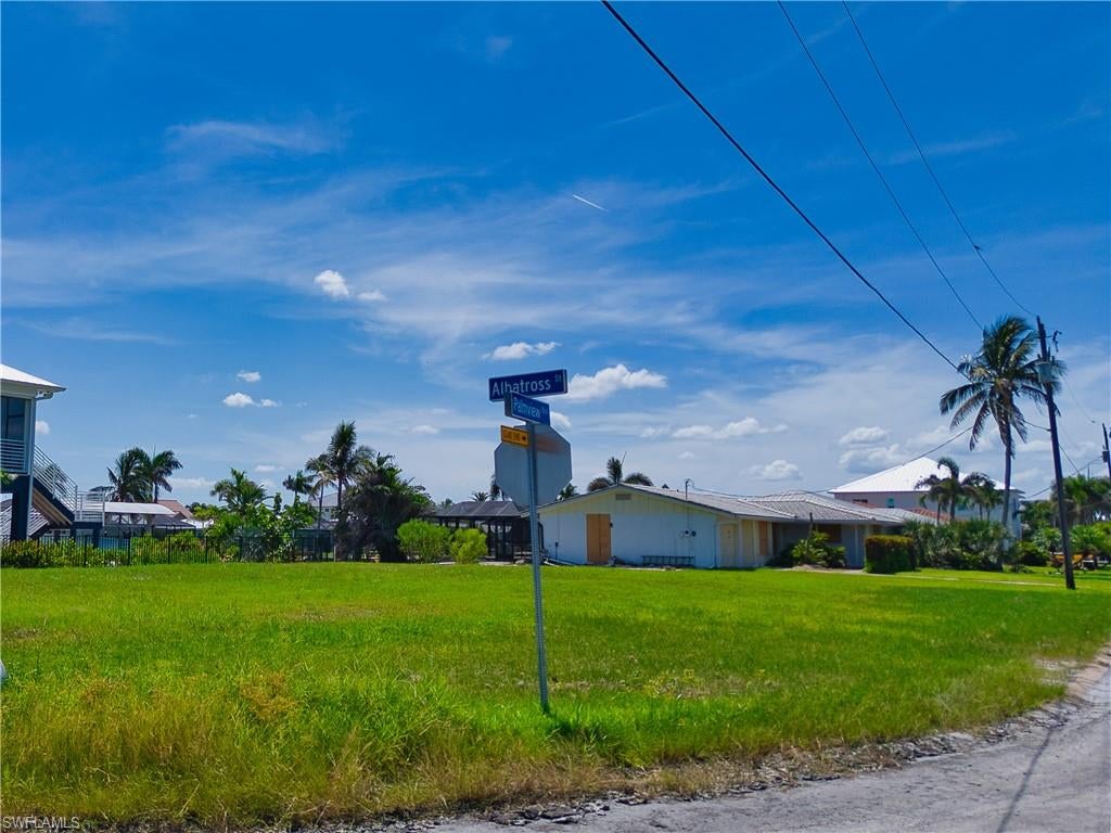 FAIRVIEW ISLES - Land