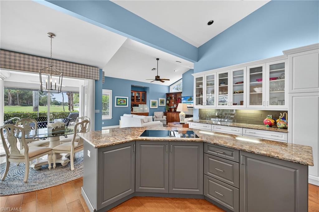 MAHOGANY BEND - Residential