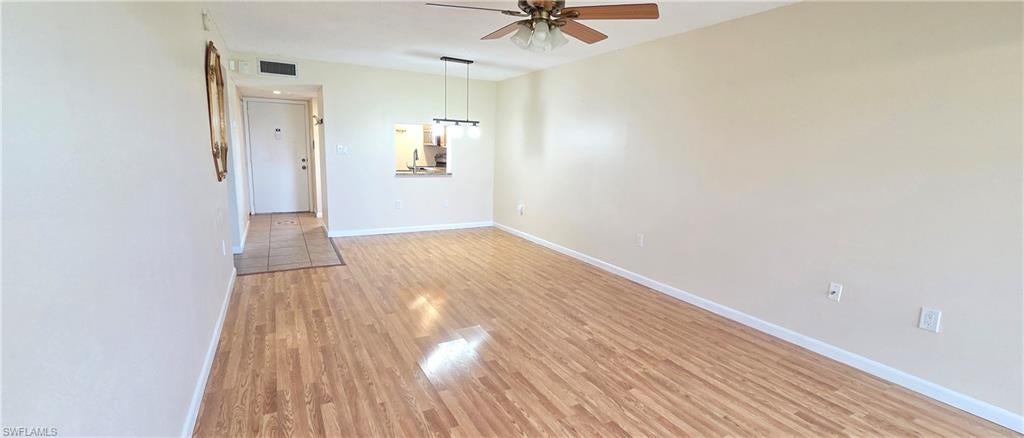 SEVEN LAKES - Residential