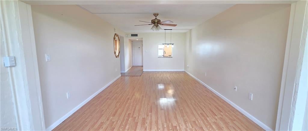 SEVEN LAKES - Residential