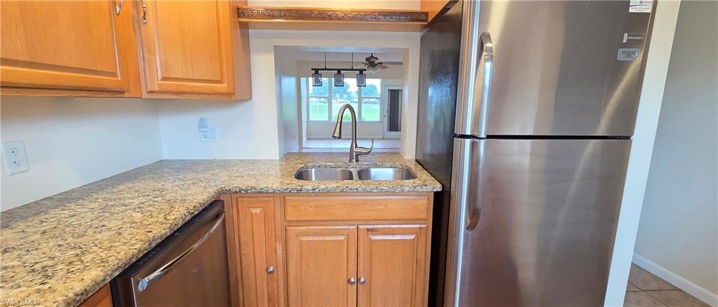 SEVEN LAKES - Residential