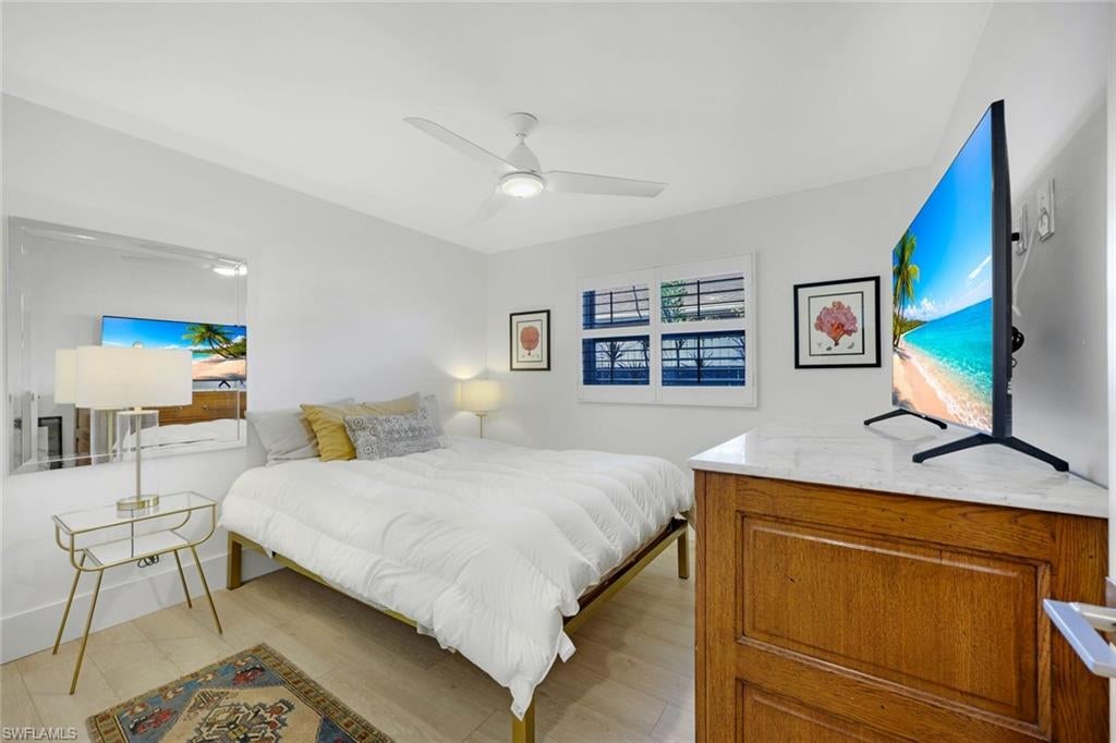 NAPLES PARK - Residential