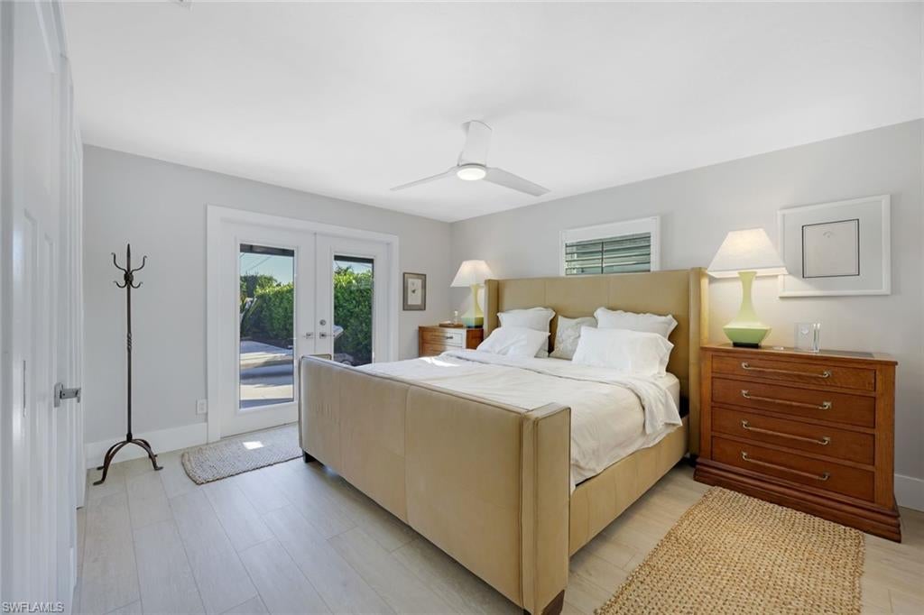 NAPLES PARK - Residential