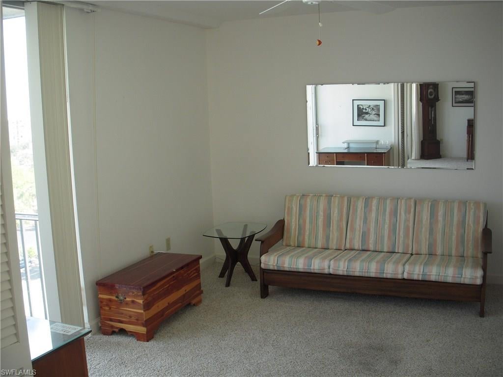 CRECIENTE CONDO NORTH - Residential