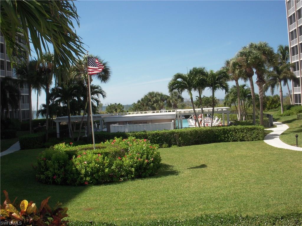 CRECIENTE CONDO NORTH - Residential